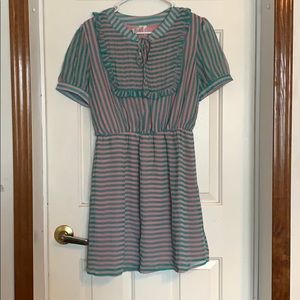 Women’s dress